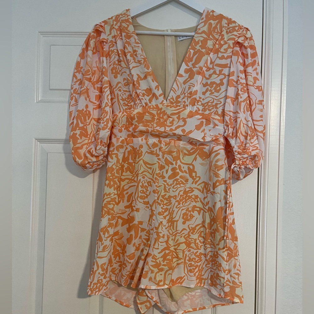 NWOT Dreamsicle Romper Orange- size M